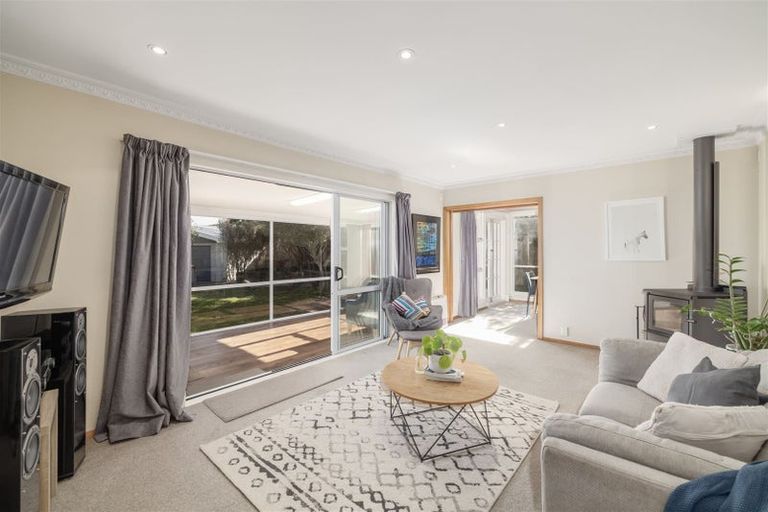 Photo of property in 8 Eros Place, North New Brighton, Christchurch, 8083