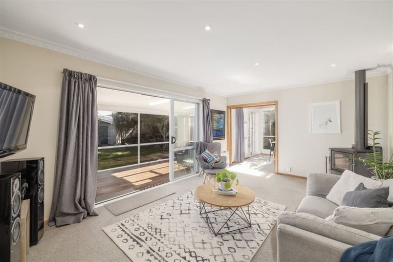 Photo of property in 8 Eros Place, North New Brighton, Christchurch, 8083