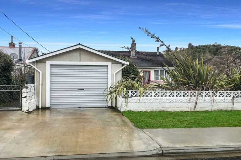 Photo of property in 18 Takahe Street, Taihape, 4720