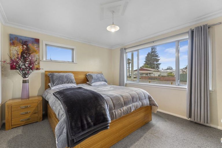 Photo of property in 1 Huia Street, Pahiatua, 4910