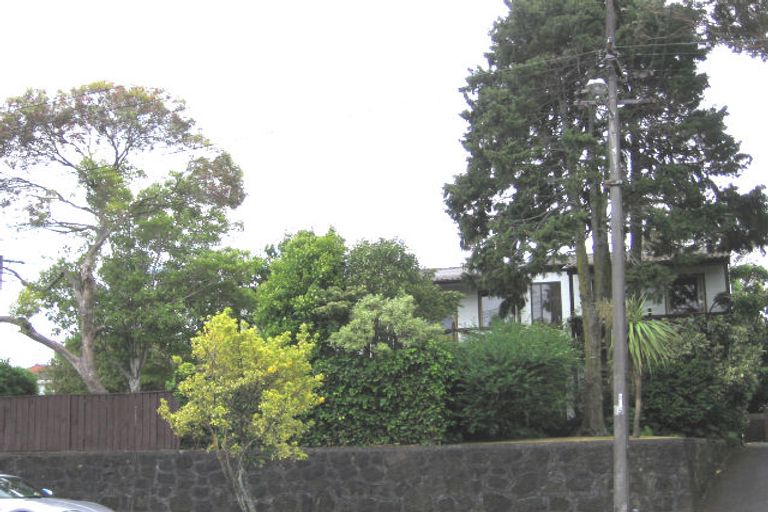 Photo of property in 11/14 Fowlds Avenue, Sandringham, Auckland, 1025