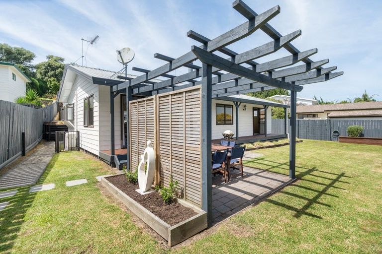 Photo of property in 4 Meander Drive, Welcome Bay, Tauranga, 3112