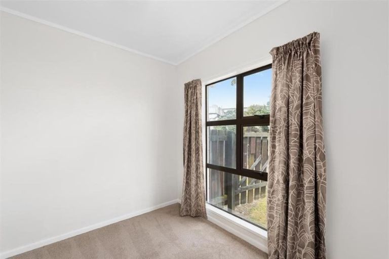 Photo of property in 2/569 Maunganui Road, Mount Maunganui, 3116