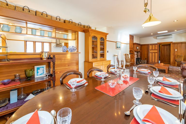 Photo of property in 130 Memorial Avenue, Burnside, Christchurch, 8053