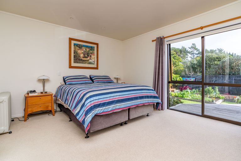 Photo of property in 6 Awatea Street, Mangawhai Heads, Mangawhai, 0505