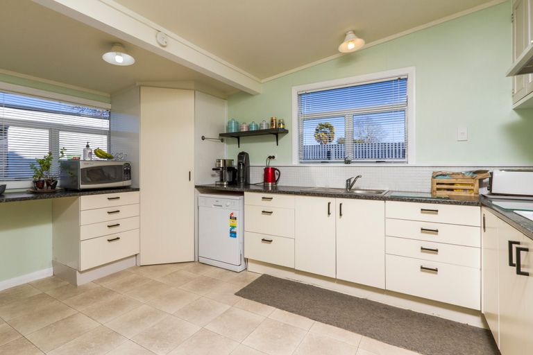 Photo of property in 84 Whitby Road, Wakefield, 7025