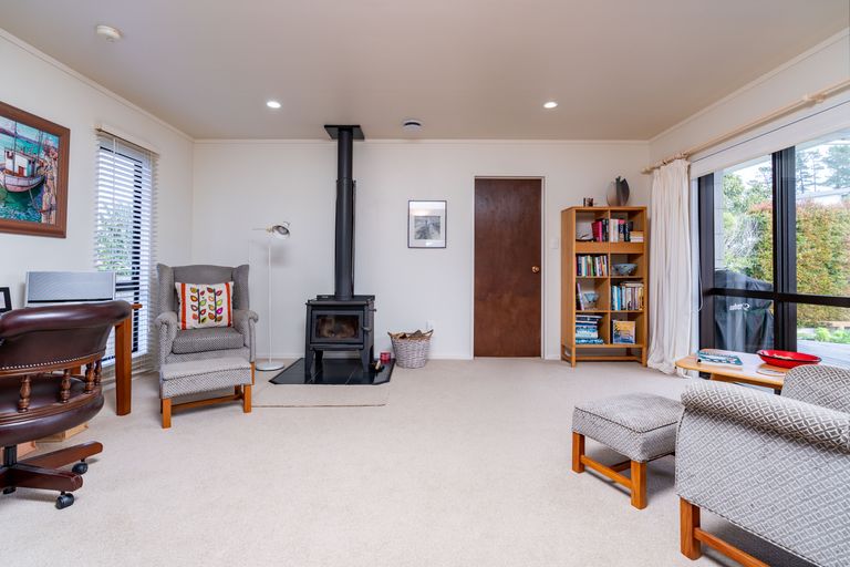 Photo of property in 6 Awatea Street, Mangawhai Heads, Mangawhai, 0505