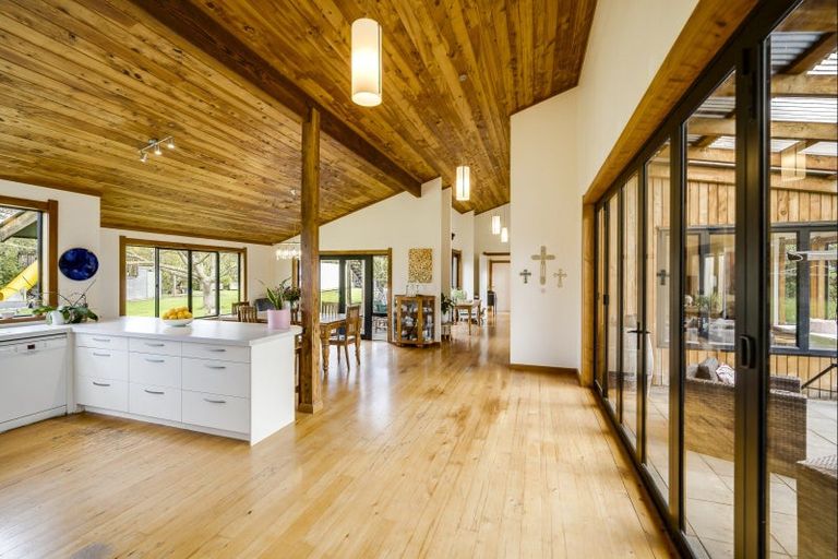 Photo of property in 260 Havelock Road, Akina, Hastings, 4122