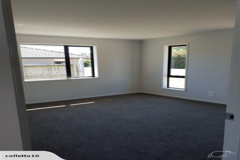 Photo of property in 56 Tamure Place, Ruakaka, 0116