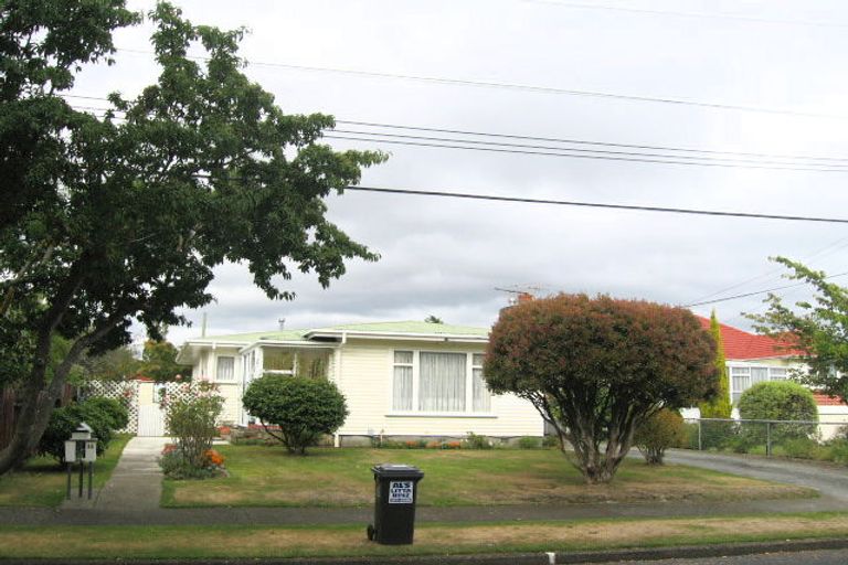 Photo of property in 14 Hudson Avenue, Ebdentown, Upper Hutt, 5018