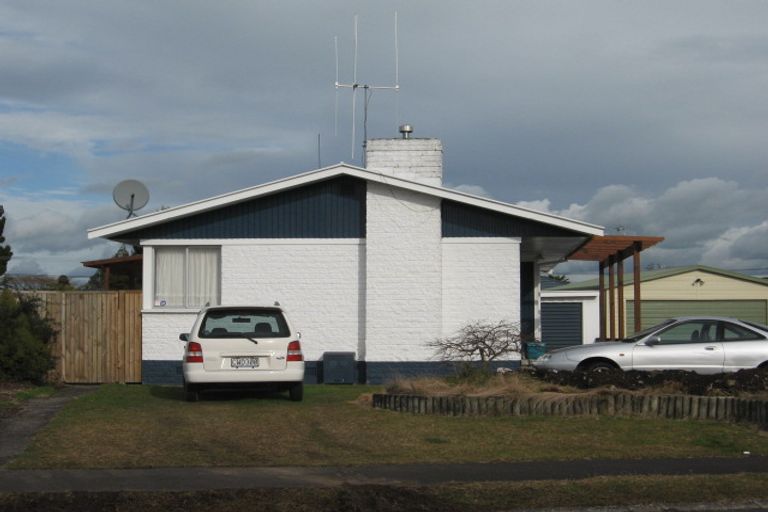 Photo of property in 16 Sadler Street, Fairview Downs, Hamilton, 3214