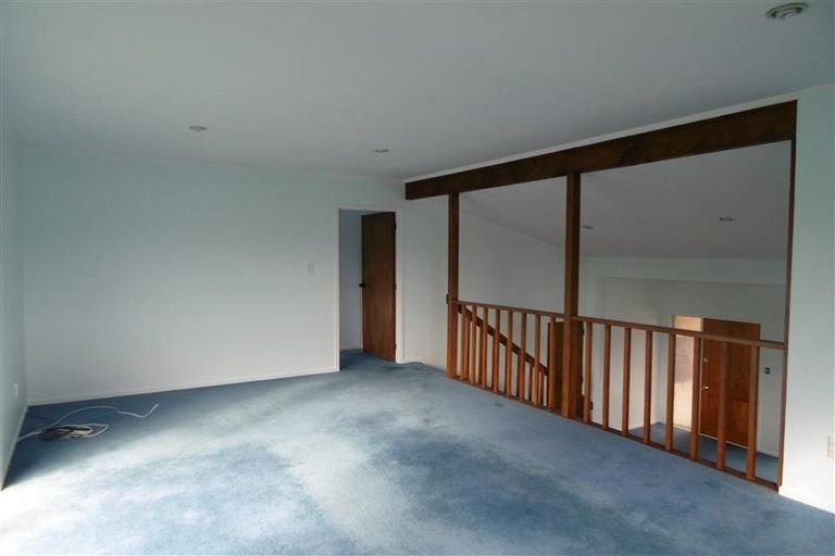 Photo of property in 1/28 Oaktree Avenue, Browns Bay, Auckland, 0630