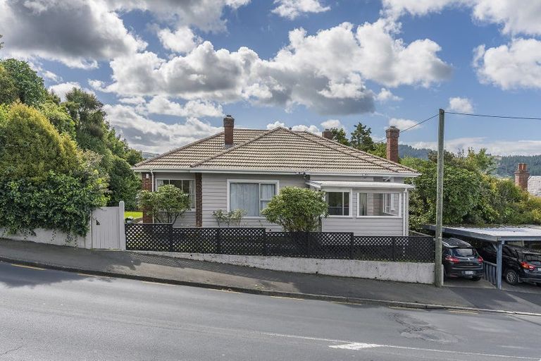 Photo of property in 18 Lachlan Avenue, North Dunedin, Dunedin, 9016