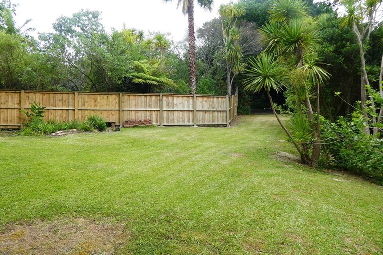 Photo of property in 3a Park Rise, Campbells Bay, Auckland, 0630