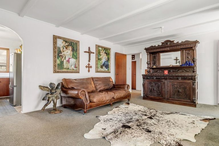 Photo of property in 146a Parkhurst Road, Parakai, 0830