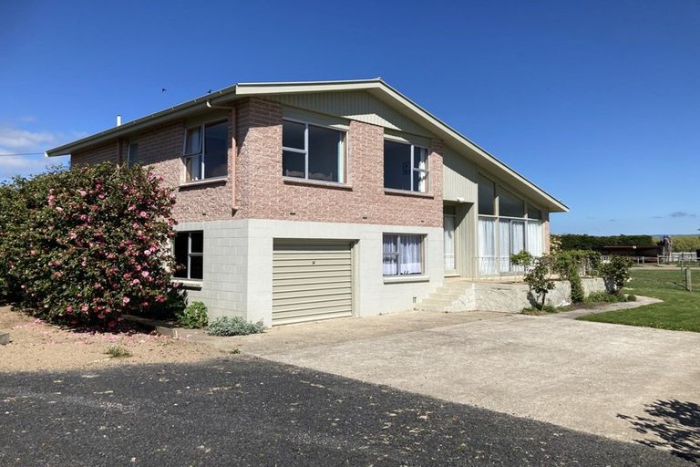 Photo of property in 110 Bruce Road, Momona, Outram, 9073