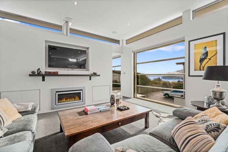 Photo of property in 15 Faulks Terrace, Wanaka, 9305