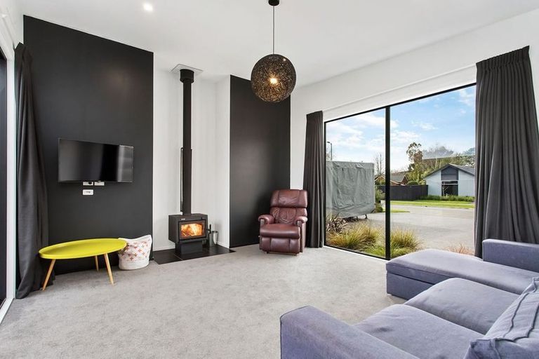 Photo of property in 12 Ardrossan Way, Tai Tapu, 7672