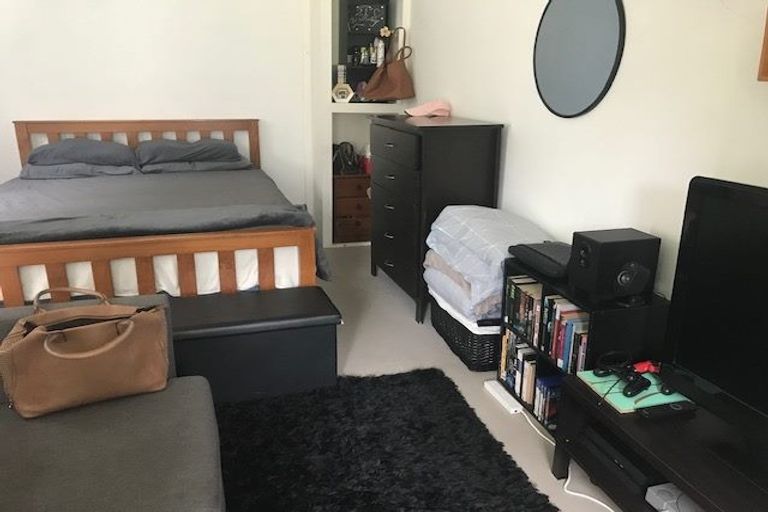 Photo of property in 2/46a Salisbury Road, Birkdale, Auckland, 0626