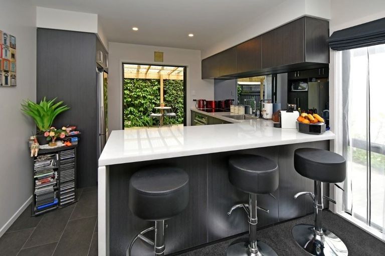 Photo of property in 1 Chatswood Place, Bishopdale, Christchurch, 8051