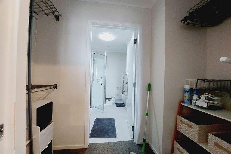 Photo of property in 40 Hobsonville Point Road, Hobsonville, Auckland, 0616