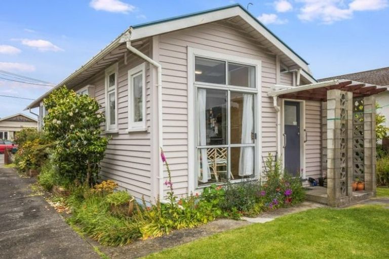 Photo of property in 21 Cudby Street, Woburn, Lower Hutt, 5011