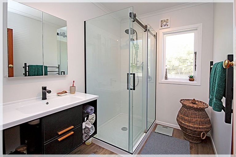 Photo of property in 3 Huia Street, Foxton Beach, Foxton, 4815