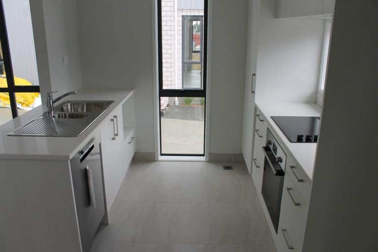 Photo of property in 1/59 Glenview Road, Glen Eden, Auckland, 0602