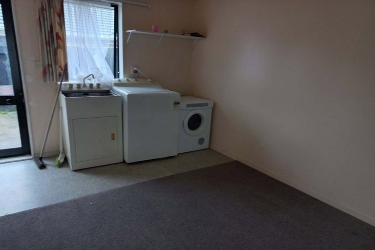 Photo of property in 6 Elizabeth Street, Palmerston North, 4410