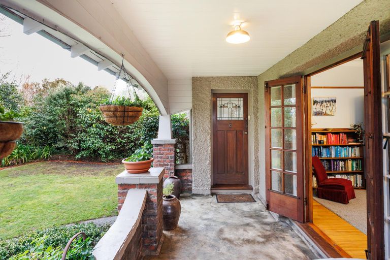 Photo of property in 67 Rangitane Street, Palmerston North, 4414