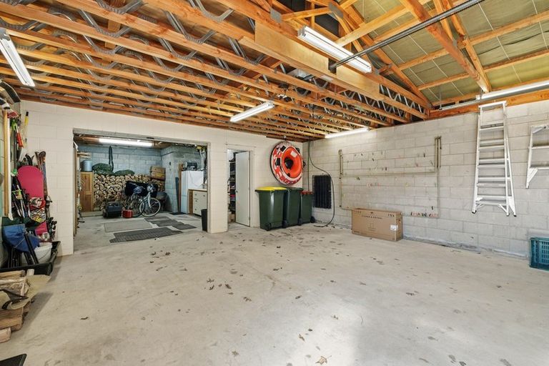 Photo of property in 60 Rata Street, Wanaka, 9305