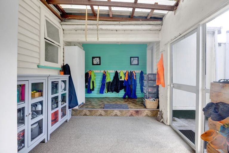 Photo of property in 4 Kerry Lane, Hawera, 4673