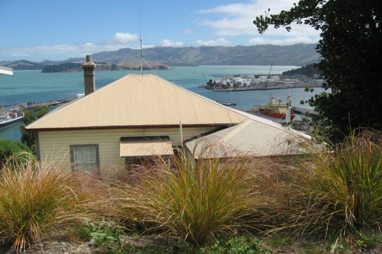 Photo of property in 11 Randolph Terrace, Lyttelton, 8082