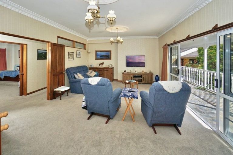 Photo of property in 16 Randell Place, Te Puke, 3119