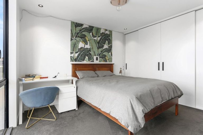 Photo of property in 11a Norma Avenue, Te Atatu South, Auckland, 0610