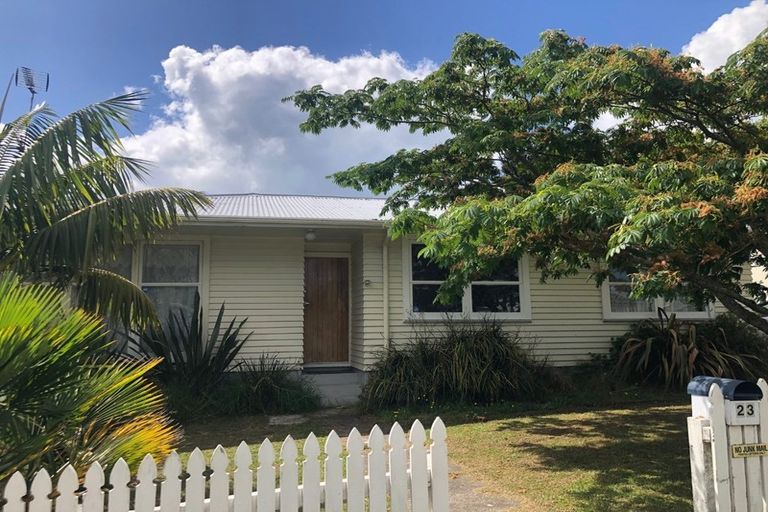 Photo of property in 23 Verbena Road, Birkdale, Auckland, 0626