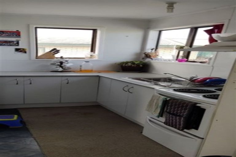 Photo of property in 21 Taka Street, Takanini, 2112