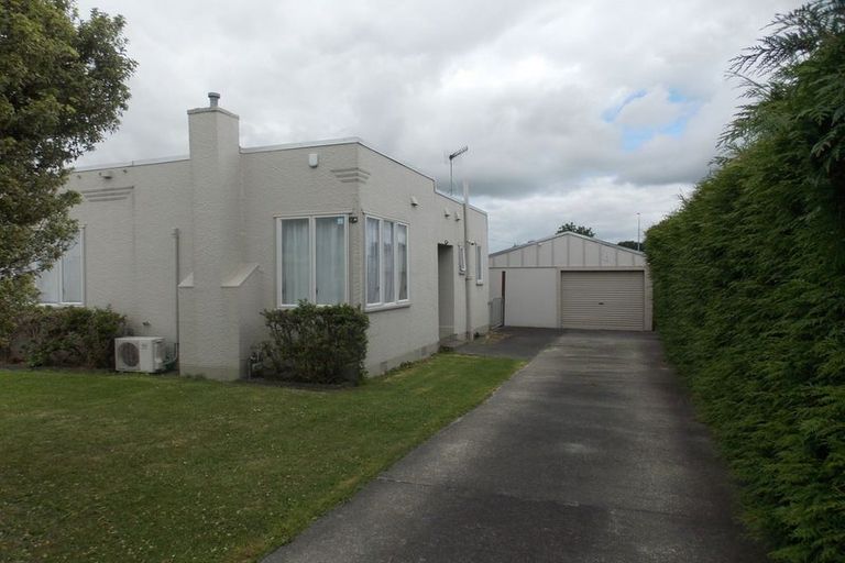 Photo of property in 21 Rewa Street, Takaro, Palmerston North, 4412