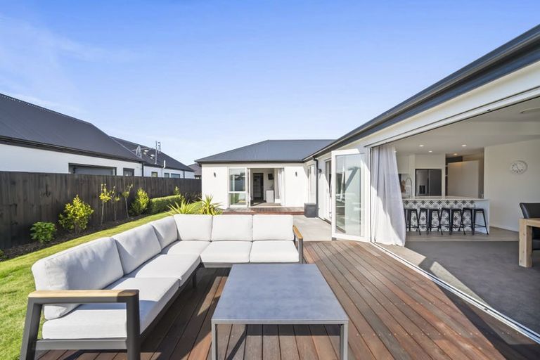 Photo of property in 10 Brooklands Street, Burwood, Christchurch, 8083