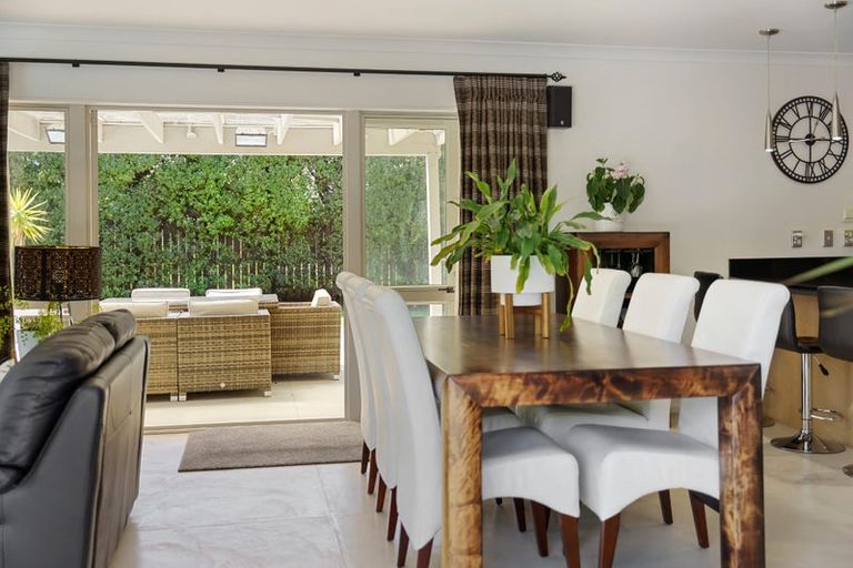 Photo of property in 6 Rae Lane, Paraparaumu Beach, Paraparaumu, 5032