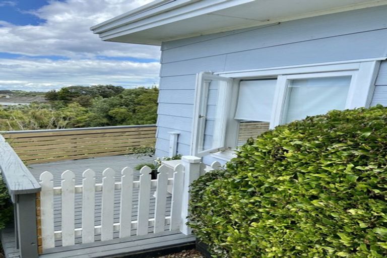 Photo of property in 36a Everard Avenue, Army Bay, Whangaparaoa, 0930