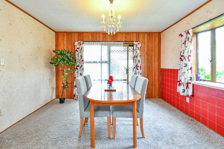 Photo of property in 17 Justamere Place, Weymouth, Auckland, 2103