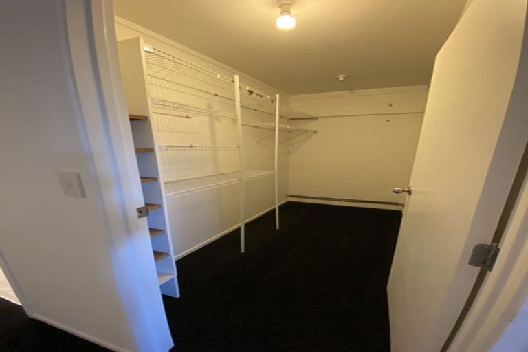 Photo of property in 6 West Glade Crescent, Birkenhead, Auckland, 0626