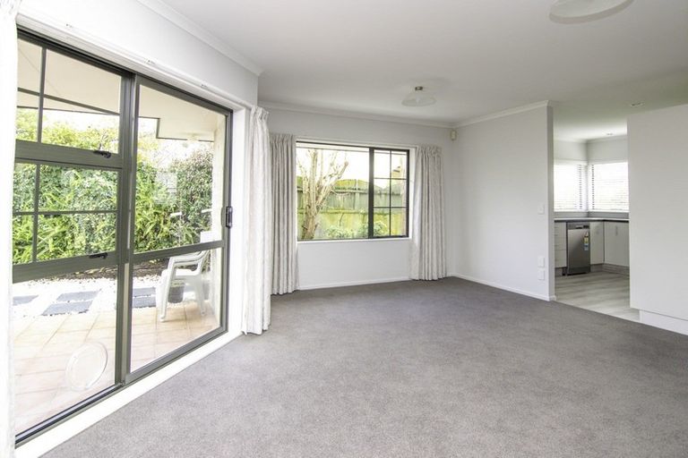 Photo of property in 15a Moyne Avenue, Milson, Palmerston North, 4414