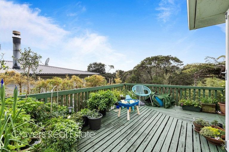 Photo of property in 62 Kopiko Road, Titirangi, Auckland, 0604