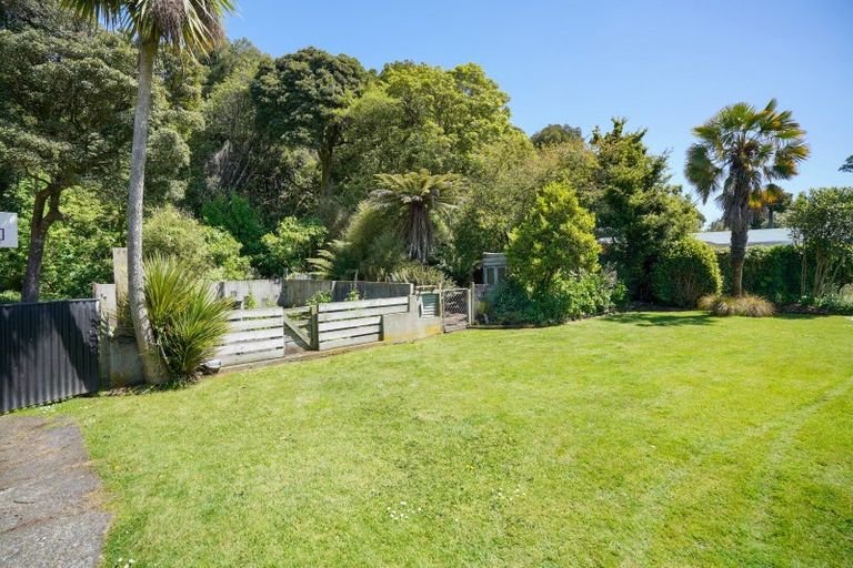 Photo of property in 18 Mahuri Road, Otatara, Invercargill, 9879