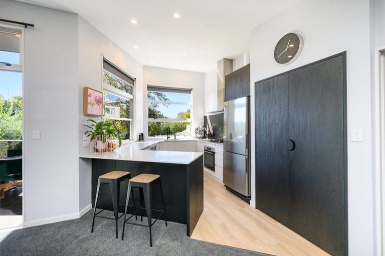 Photo of property in 1 Kensington Mews, Hokowhitu, Palmerston North, 4410