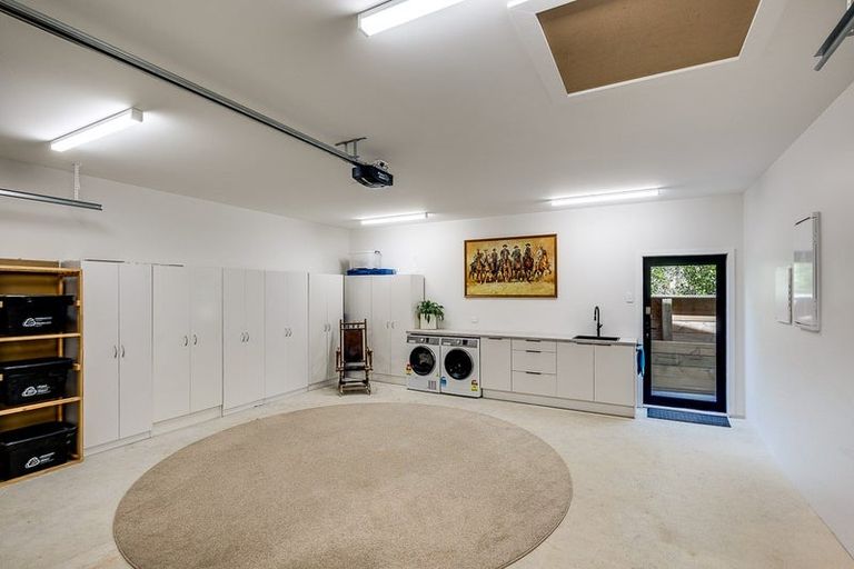 Photo of property in 91 Oak Road, Poraiti, Napier, 4112