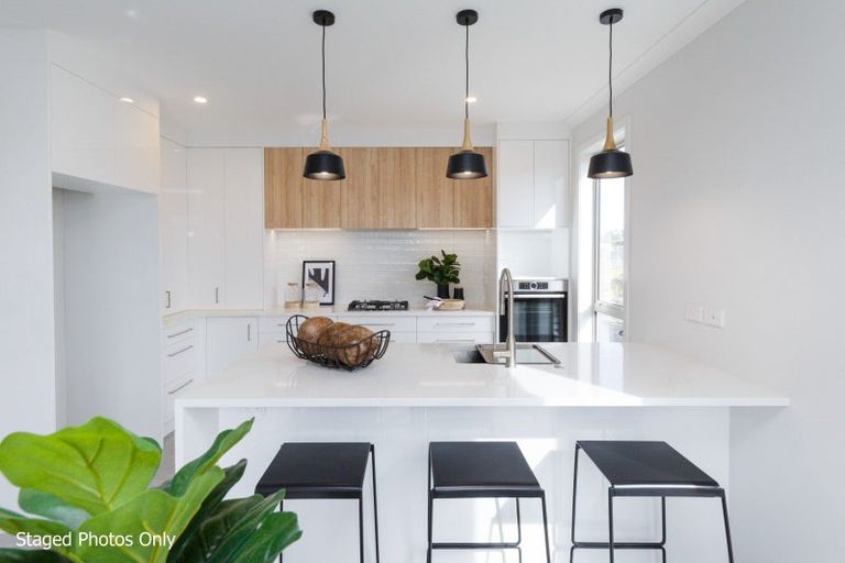 Photo of property in 110 Roberts Line, Kelvin Grove, Palmerston North, 4414