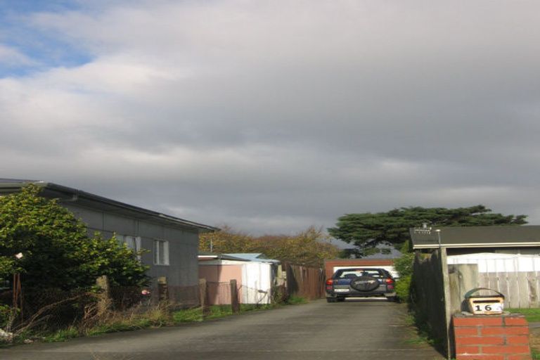 Photo of property in 16a Aberdeen Avenue, Takaro, Palmerston North, 4412
